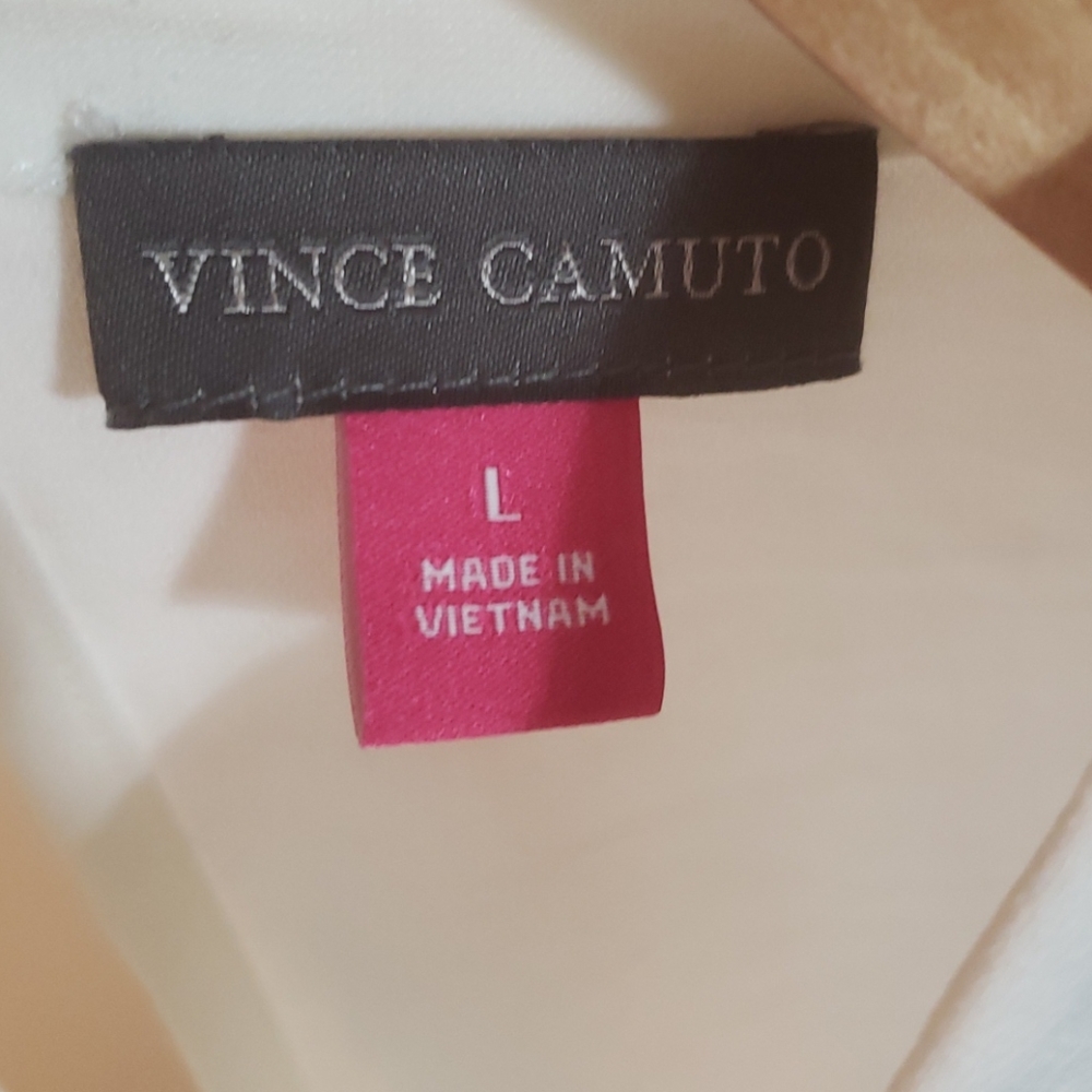 Vince Camuto Blouse - Picture 7 of 8